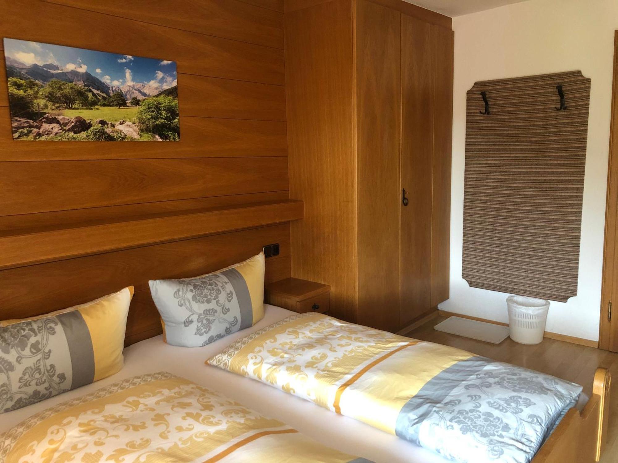 Hotel Gaestehaus Am Kurparkweg à Reit im Winkl Chambre photo